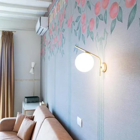 ゲストハウス Palazzo Essenza