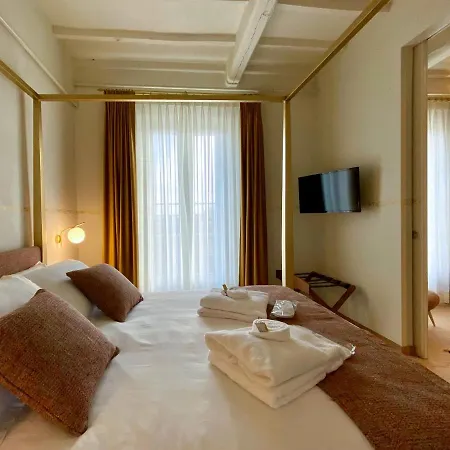 ゲストハウス Palazzo Essenza *